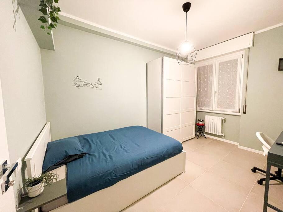 III - Cozy Single Room A Мілан Екстер'єр фото